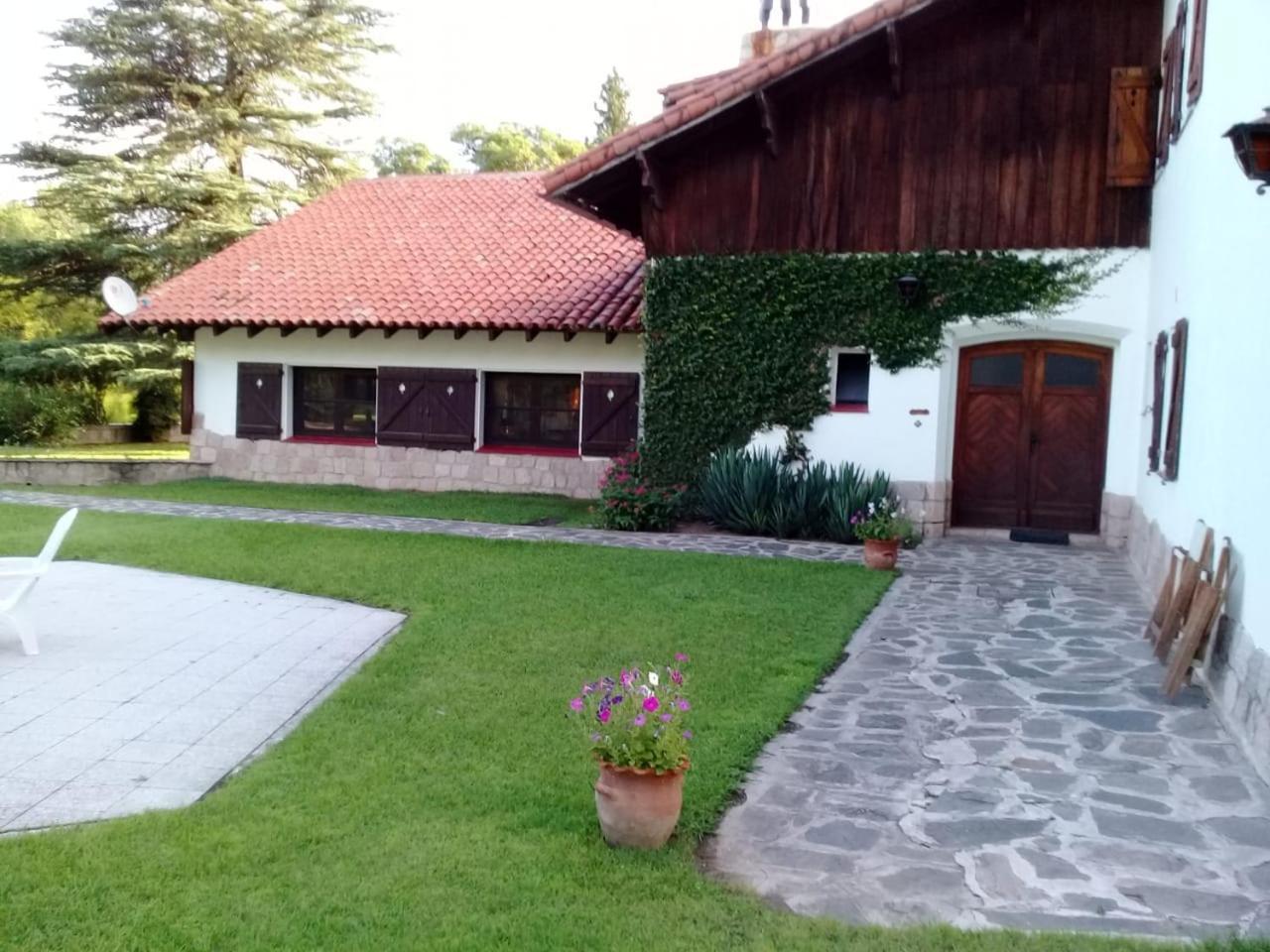 Hotel San Huberto Tenis Nono Exterior photo